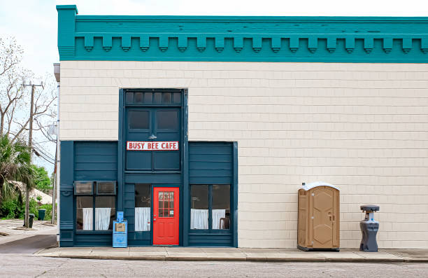 Best Portable toilet rental cost  in Beecher, MI